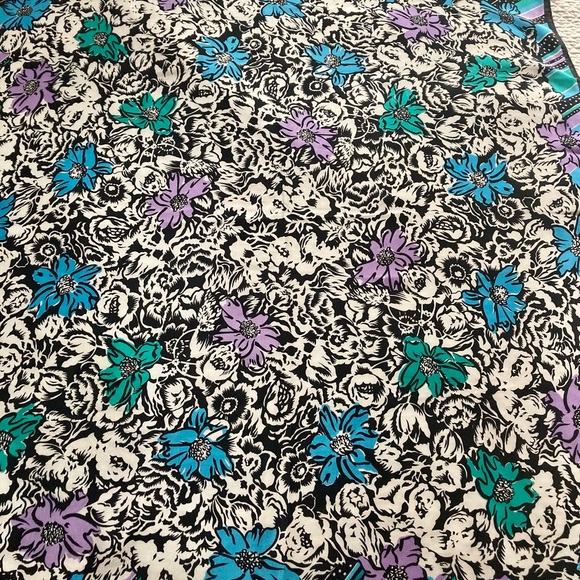 Vintage HONEY silk scarf - Picture 10 of 14